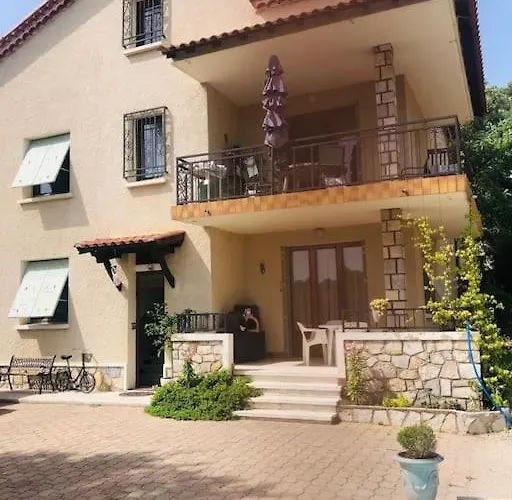Maison Au Calme Proche Nyaraló